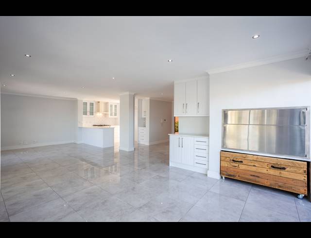 3 BEDROOM FREEHOLD SOLD IN AURORA